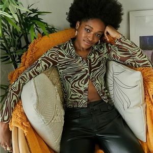 urban outfitters uo green zebra print long sleeve mesh shirt